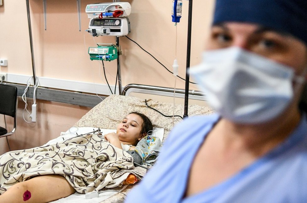 V Záporožské nemocnici leží zraněné malé děti.