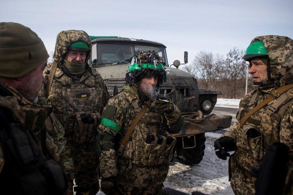 Válka na Ukrajině: Ukrajinské pozemní jednotky míří na frontu v Bachmutu (13.2.2023)