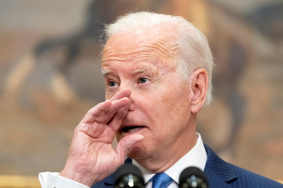 Válka na Ukrajině: Americký prezident Joe Biden požaduje více než 700 milionů na pomoc Ukrajině (28. 4. 2022).
