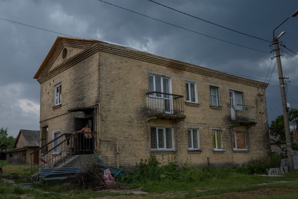 Válka na Ukrajině: Obnova Černigovu (30.6.2022)