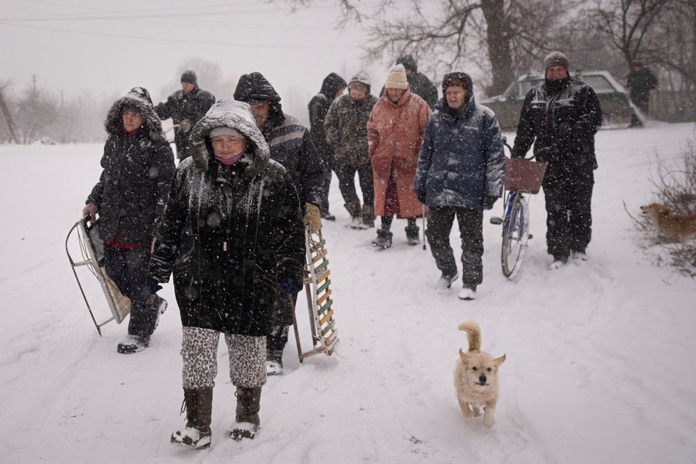 Válka na Ukrajině: Charkovský region je ponořen do sněhu (28.2.2023).