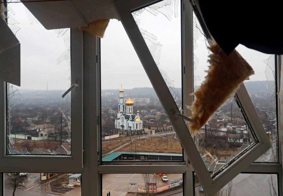 Válka na Ukrajině: Doněcko je na mnoha místech zničené, domy jsou v troskách (2.3.2022)