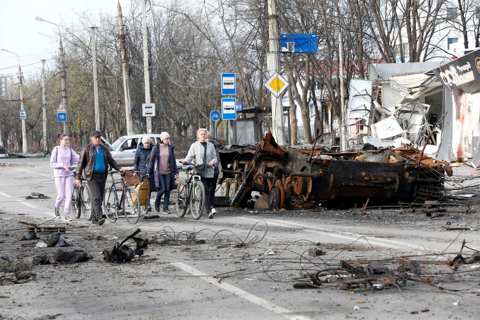Válka na Ukrajině: Rusové u Mariupolu (17.4.2022)