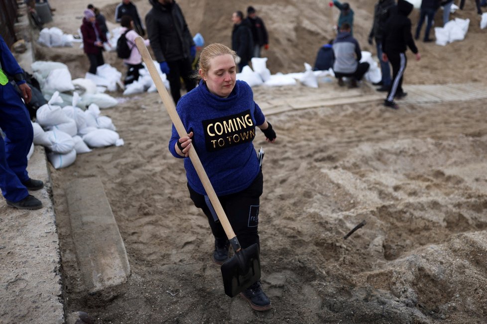 Válka na Ukrajině: Ukrajinci opevňují Oděsu (14.3.2022)