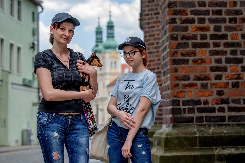 Válka na Ukrajině: Olena (39) utekla s dcerou do Královéhradeckého kraje (10.5.2022)