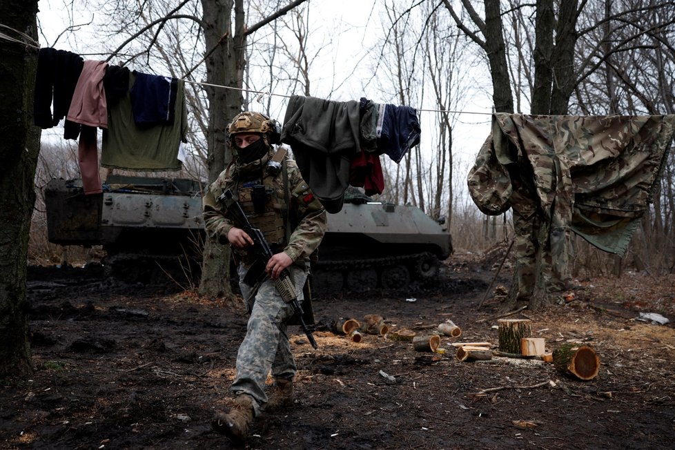 Válka na Ukrajině: Ukrajinští vojáci v Bachmutu (26.12.2022)