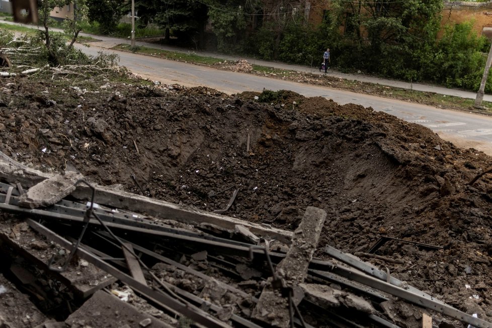 Válka na Ukrajině: Ruské střely zasáhly i univerzitní kampus v Bakhmutu. (21.5.2022)