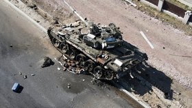 Zničená ruská vojenská technika u Kyjeva (20. 3. 2022)