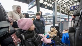 Válka na Ukrajině: Příjezd uprchlíků do Prahy (2.3.2022)