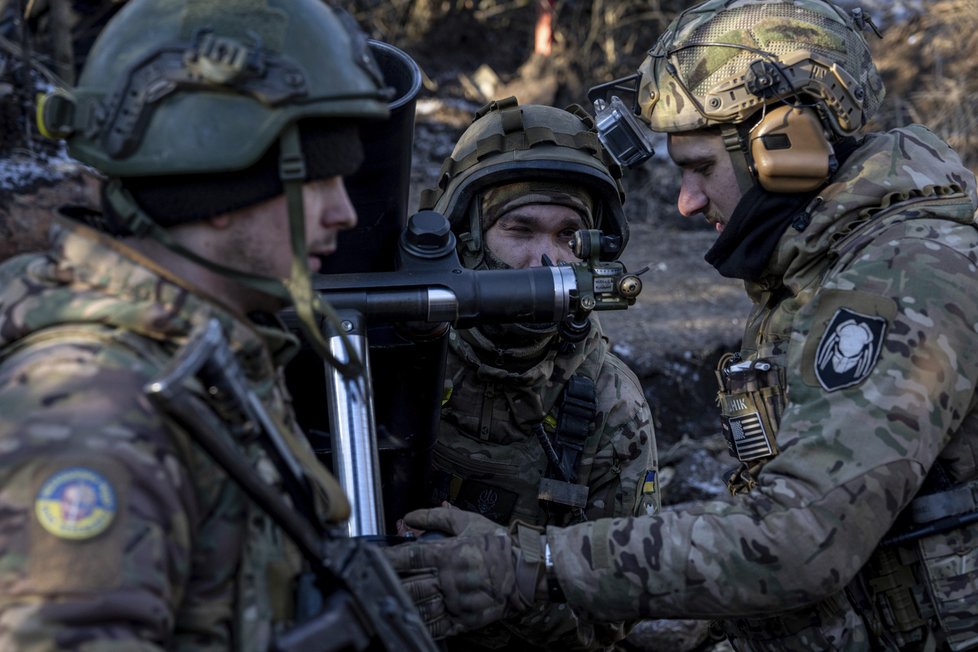 Ukrajinští vojáci bojují o Bachmut (11. 1. 2022)