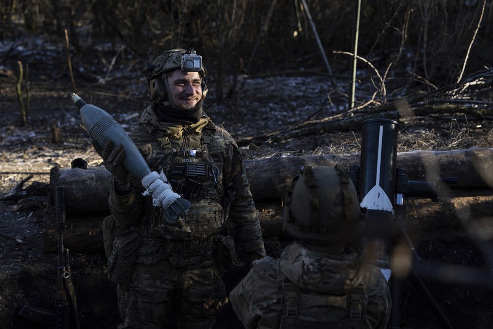 Ukrajinští vojáci bojují o Bachmut (11. 1. 2022)
