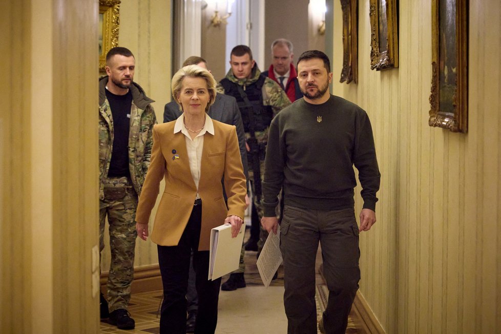 Předsedkyně Evropské komise Ursula von der Leyenová dorazila do Kyjeva. Setkala se s Volodymyrem Zelenským (2. 2. 2023)