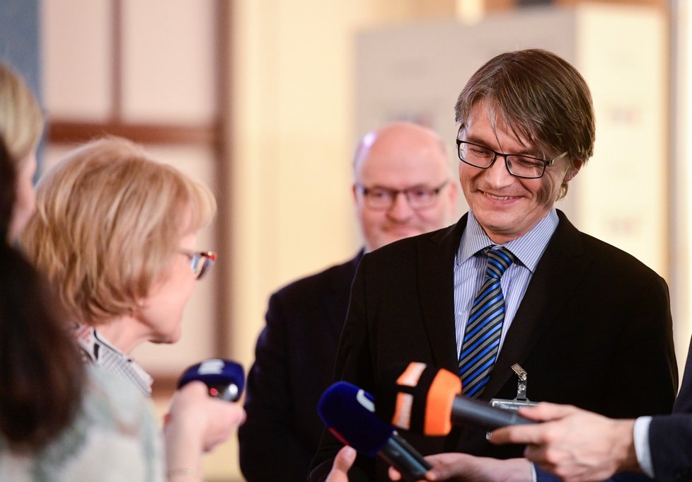 Poslankyně ANO Helena Válková zůstává ve funkci vládní zmocněnkyně pro lidská práva (16. 1. 2019)
