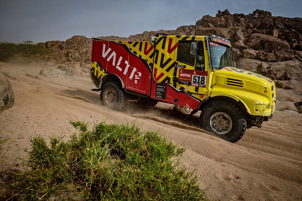 Rallye Dakar 2021, Valtr Racing Team