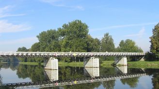 Břehy Labe spojí nový most, Ředitelství vodních cest do něj investuje stovky milionů