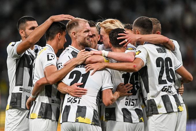 Hradec Králové - Pardubice 2:1. Východočeské derby pro domácí! Pálili van Buren a Čech Hradec Králové - Pardubice 2:1. Východočeské derby pro domácí! Pálili van Buren a Čech