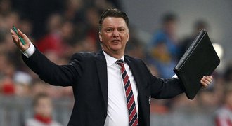 K Nizozemcům se po výbuchu na EURU vrací Louis van Gaal