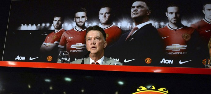 Zkušený nizozemský kouč Louis van Gaal byl ve čtvrtek oficiálně představen jako nový trenér Manchesteru United.