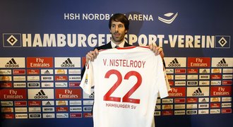 Hamburk představil superposilu – van Nistelrooye