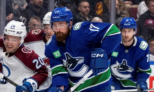 Canucks i s Hronkem ztratili třígólové vedení a padli. Edmonton si zastřílel