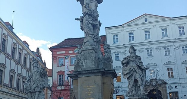 Svatí jsou na mě zlí, vysvětloval Brňan svůj počin.