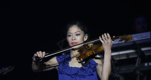 Vanessa Mae na pražském koncertě 25. září 2008