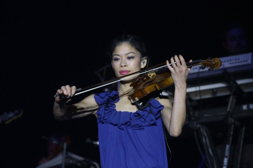 Vanessa Mae na pražském koncertě 25. září 2008