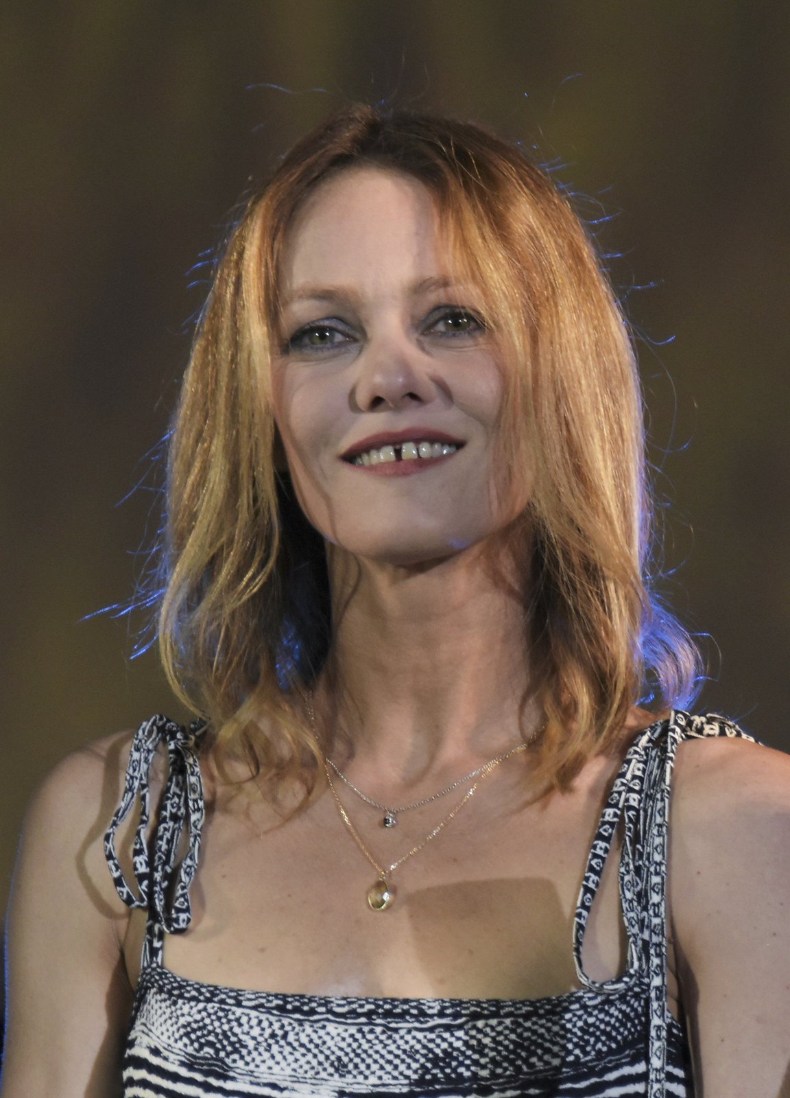 Deppova ex Vanessa Paradis.