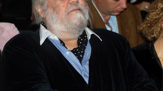 Zemřel známý skladatel filmové hudby Vangelis