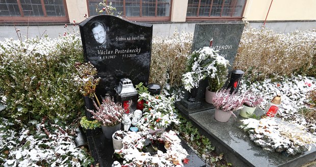 Vánoce 2021: Hrob Václava Postráneckého.