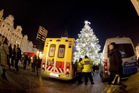 Hrozba teroru ovlivnila advent: Strom v Praze se rozsvěcel každou celou hodinu