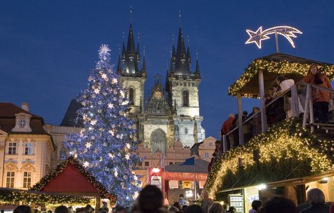 Pražské vánoční trhy budou bez tvrdého alkoholu: Žádný grog a ani punč!