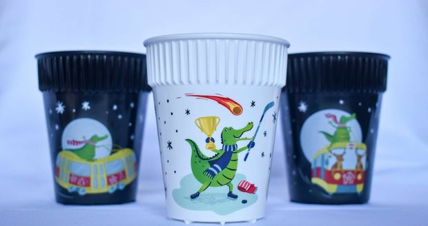 Hlavním motivem vánočních plecháčků a vratných kelímků je pochopitelně brněnský drak.