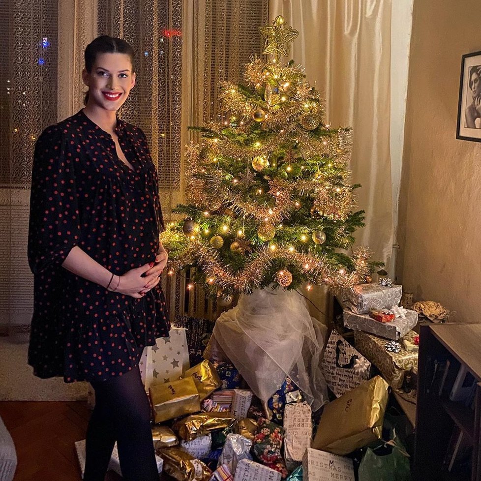Vánoce hvězd: Těhotná Aneta Vignerová