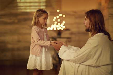 Kdy jste přestali věřit na Ježíška? A co říci dětem, až se zeptají?