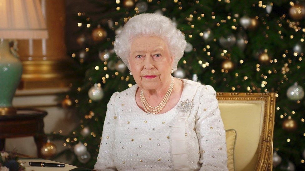 Královna Alžběta na Vánoce