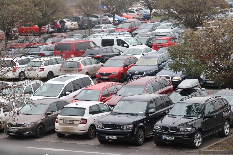 Obchodní centrum na pražském Zličíně. (10.2.2022)