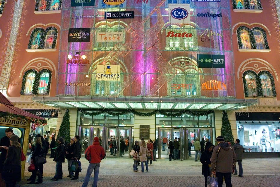 Obchodní centrum Palladium v centru Prahy trpí nedostatkem turistů ze zahraničí.
