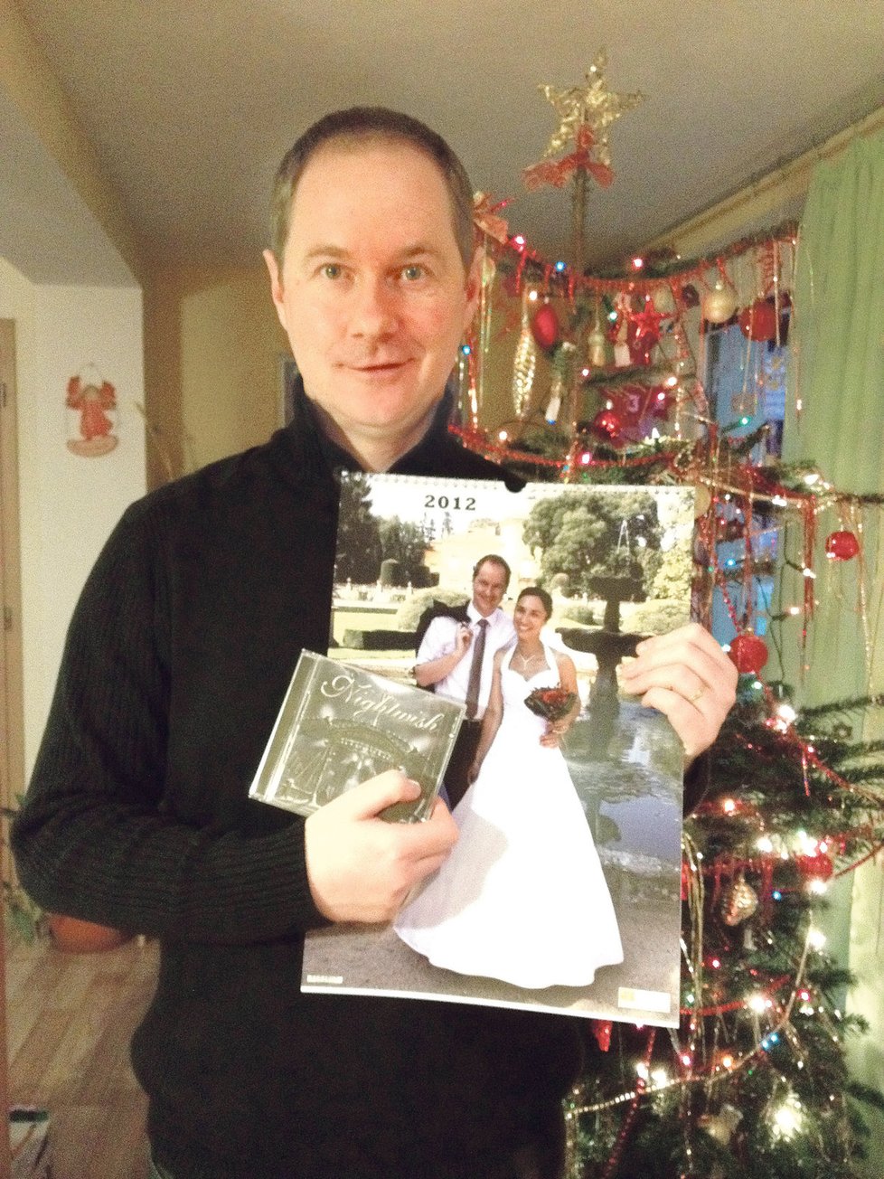 Petr Gazdík o nejlepším dárku: Tak určitě je to cédéčko mé oblíbené finské metalové kapely Nightwish. Taky mě potěšila košile s kravatou a úžasný kalendář z rodinných fotografií.