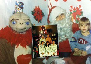 Nejšílenější vánoční fotky, které měly raději zůstat v rodinném albu.
