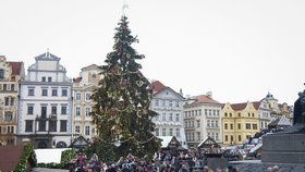 Počasí během vánočních svátků přinese do Prahy sněhové přeháňky a převážně oblačno.