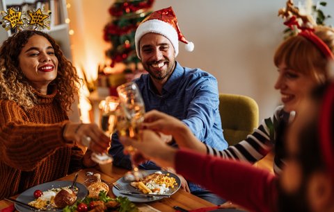 Tipy na alko i nealko vánoční drinky, které zvládnete umíchat doma