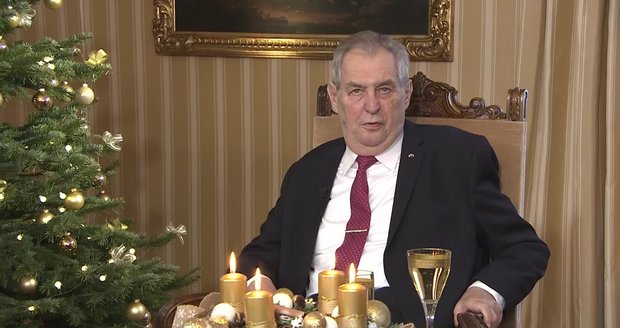 „Kacíř“ Zeman popřál Čechům bolest. V poselství chválil vládu a zmínil nemocné nohy