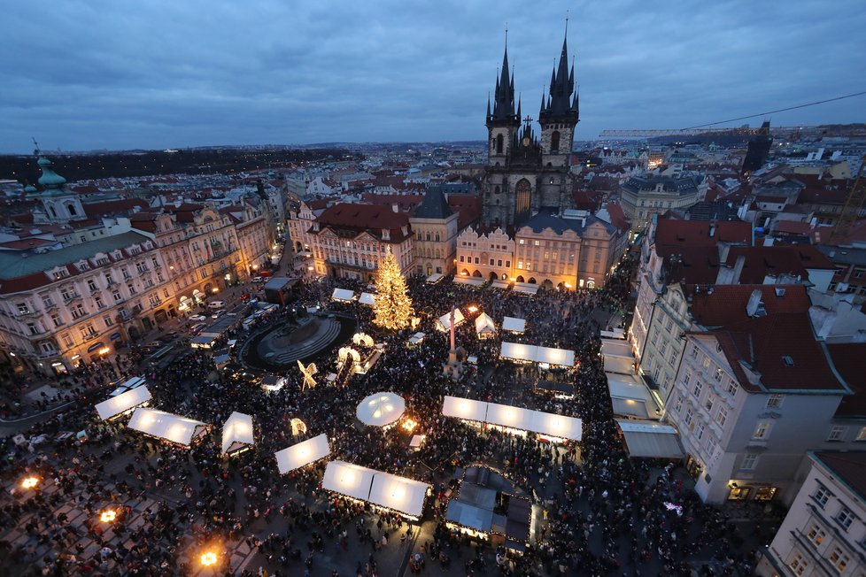 Vánoční trhy na Staroměstském náměstí v celé své kráse (26. listopad 2022)