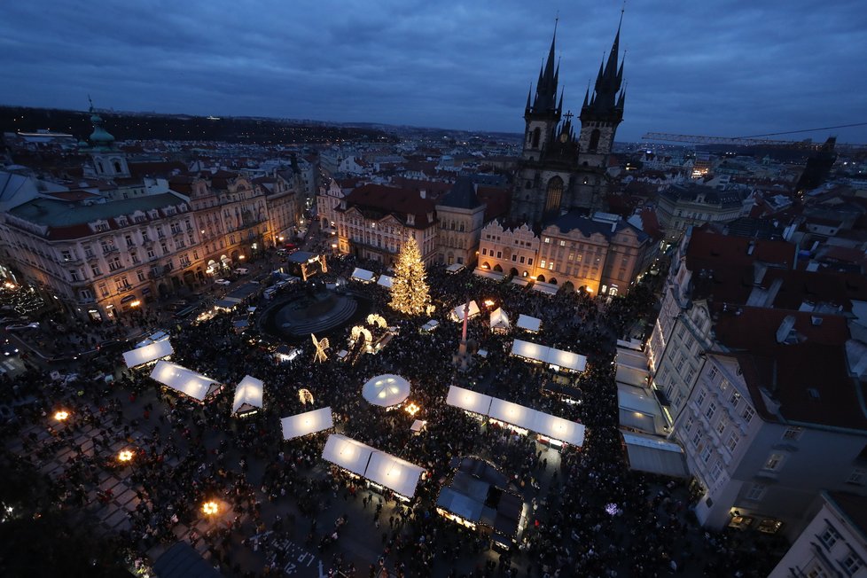 Vánoční trhy na Staroměstském náměstí v celé své kráse (26. listopad 2022)