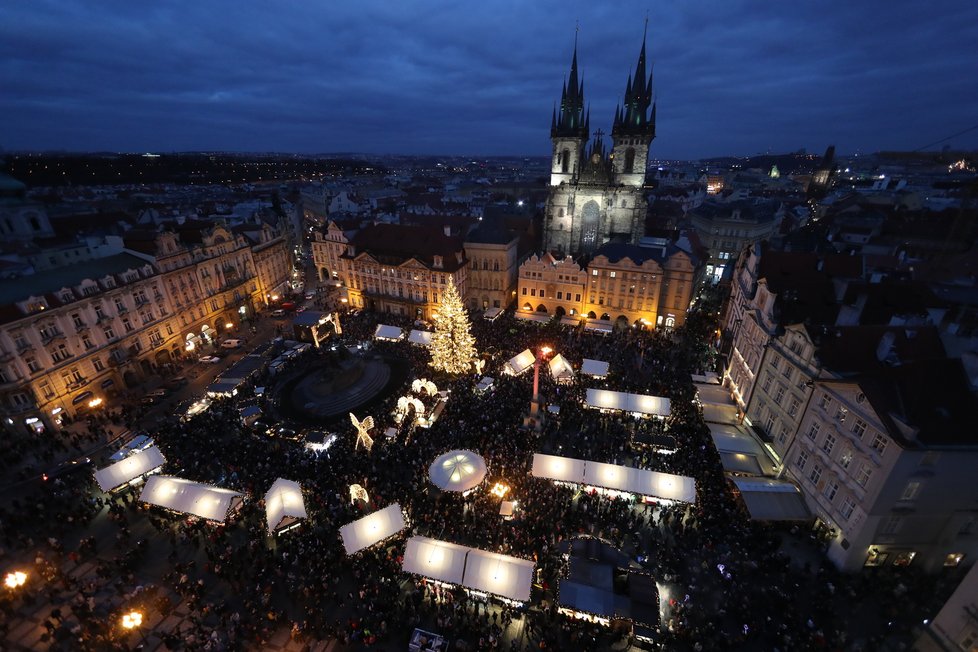 Vánoční trhy na Staroměstském náměstí v celé své kráse (26. listopad 2022)