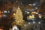 Generální zkouška osvětlení vánočního stromu na Staroměstském náměstí. Oficiálně se rozsvítí v sobotu 2. prosince.
