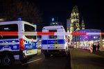 Policie uzavřela vánoční trh v Berlíně kvůli možnému nebezpečnému předmětu. Na stejném trhu v roce 2016 zemřela Češka Naďa (21.12.2019)