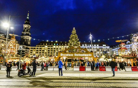 Nasajte vánoční atmosféru na adventních trzích v Drážďanech. Do starých časů zavedou děti i dospělé