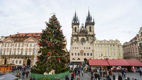 Trhy na Staroměstském náměstí bývají hodnoceny jako jedny z nejhezčích na světě.